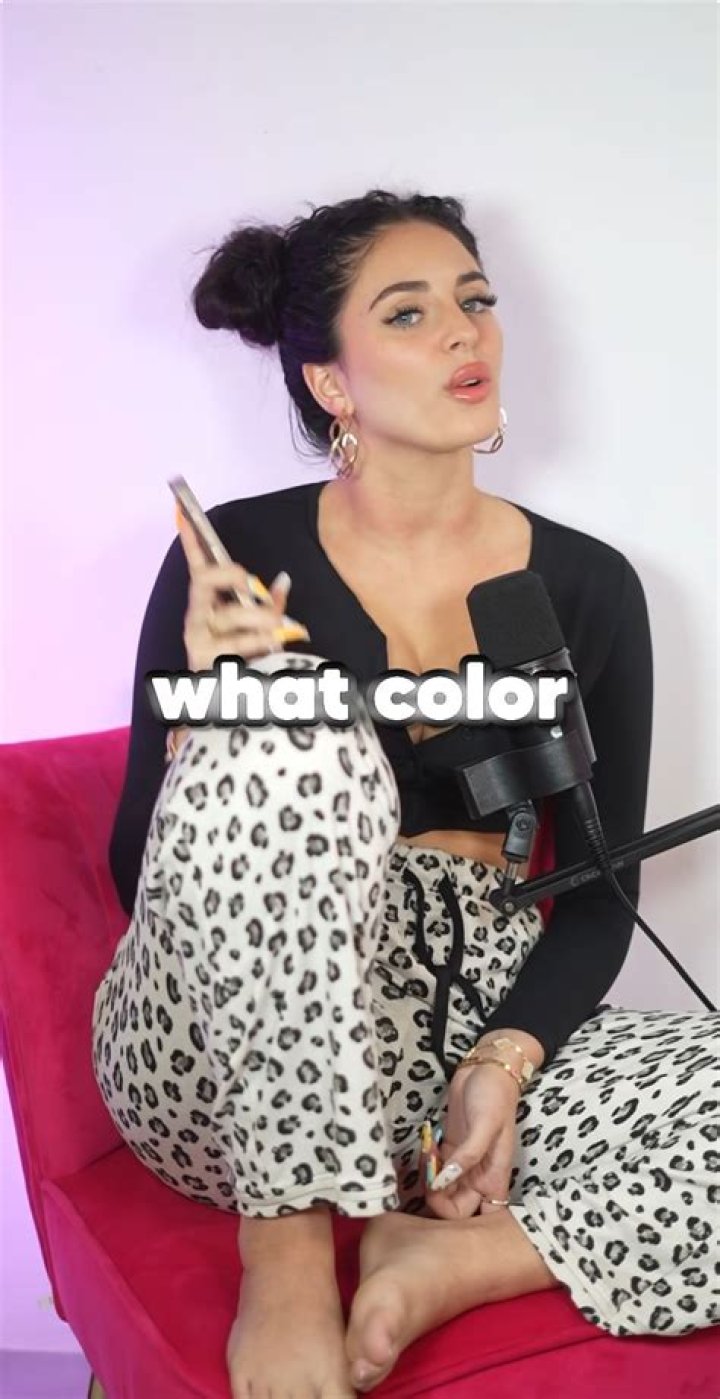 Camila Araujo Feet: A Closer Look at Her Distinctive Style